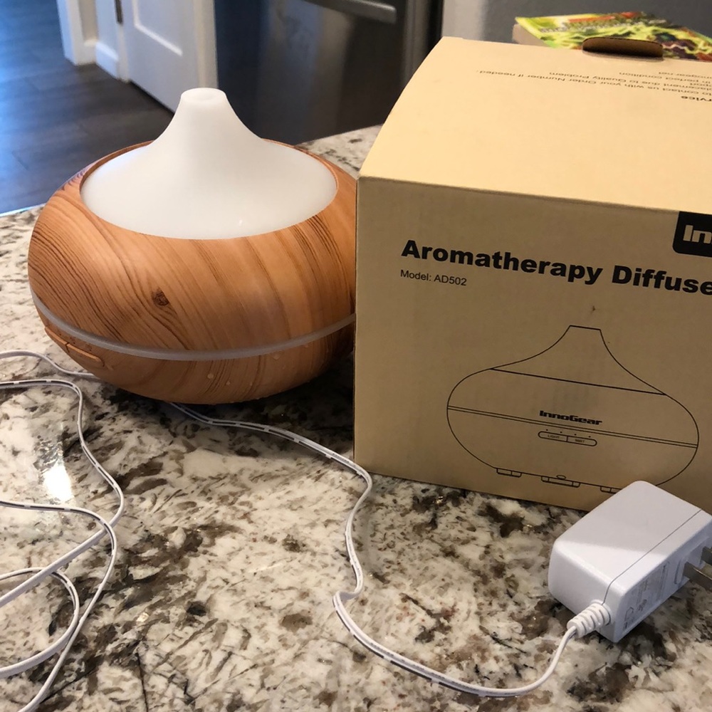Aromatherapy diffuser
